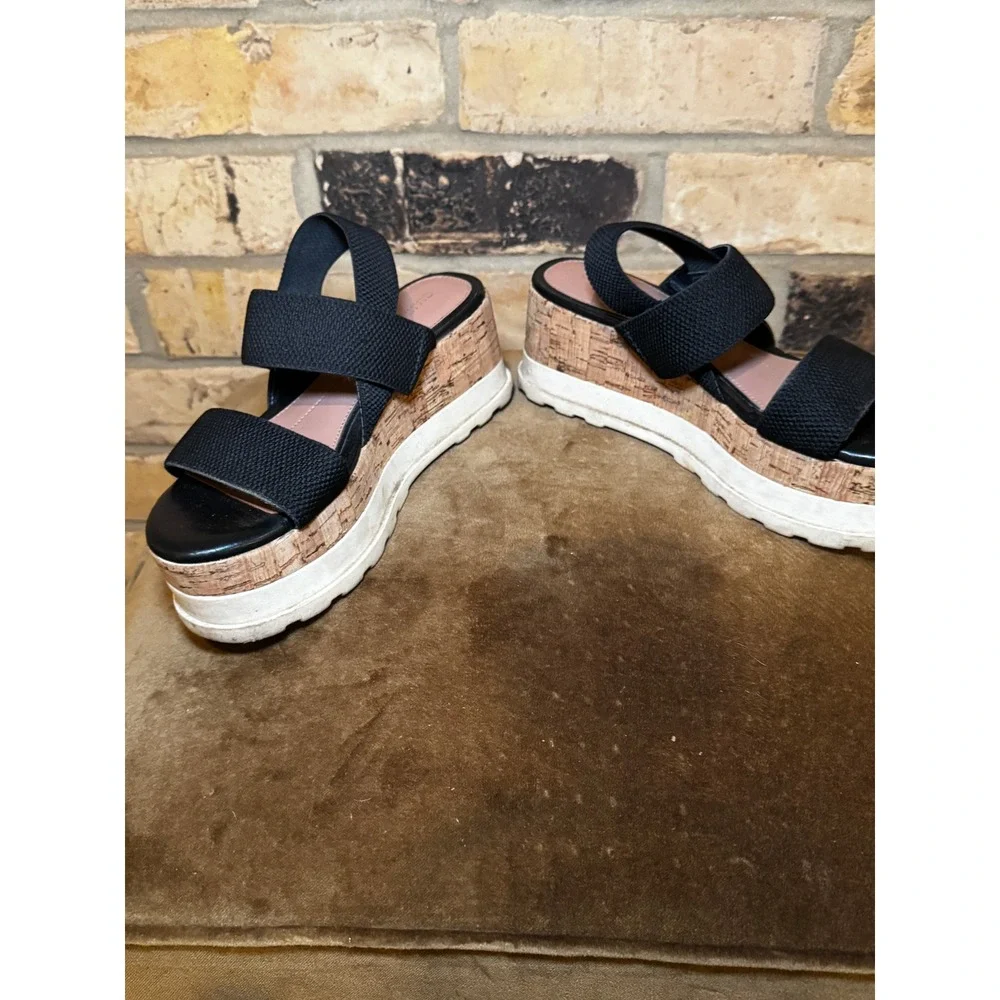 Woman Gianni Bini Platform Sandals size 6 Black Excellent Cork Elastic Straps